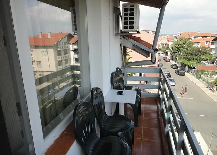 Guest Kotvаta 2* 로제넷츠