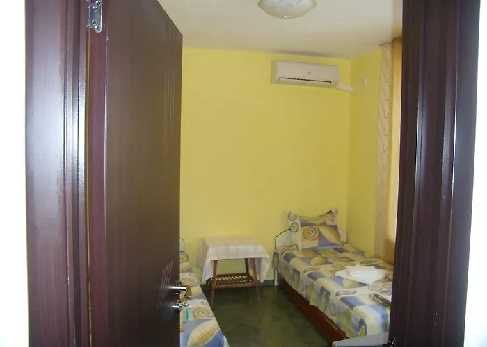 Guest Kotvаta 게스트하우스 2*