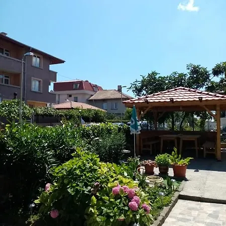 Pensjonat Guest Kotvаta Łozenec