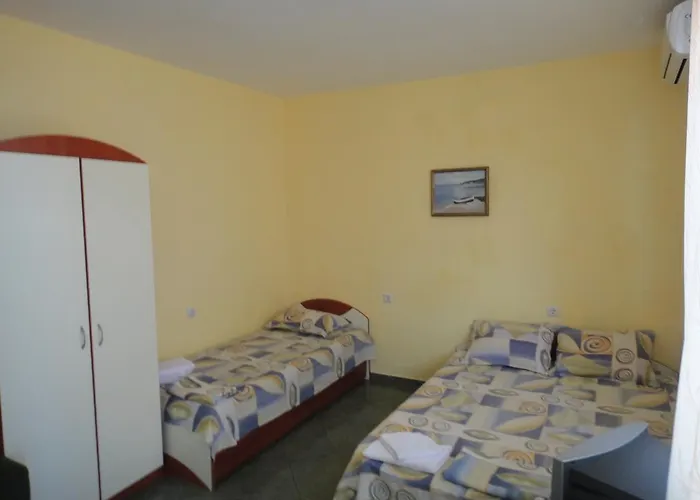 게스트하우스 Guest Kotvаta 2*